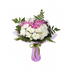 "Женственной"